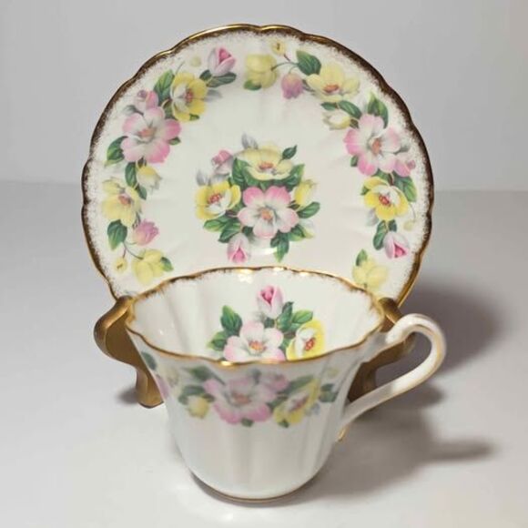 Royal Stafford Teacup and Saucer Pink Yellow Flowers Vintage - Picture 7 of 8